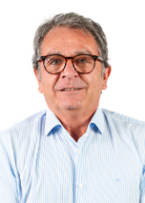 Foto oficial de Dr. João Naves