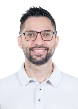 Foto oficial de Michel Kary