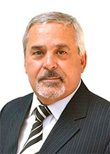 Foto oficial de Julio Mariano