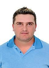 Foto oficial de Juliano Simão