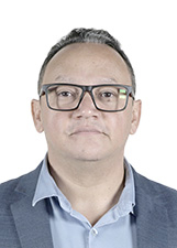 Foto oficial de Douglas Carbonne