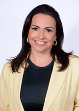 Foto oficial de Dra Carol Amaro