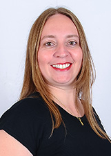 Foto oficial de Hellen Rodrigues