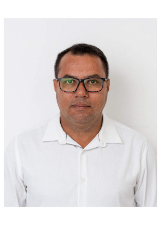Foto oficial de Hélio Ribeiro