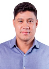 Foto oficial de Leandro Fogaça