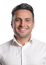 Foto oficial de Elias Ferrara