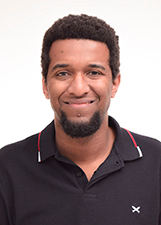 Foto oficial de Thales da Farmácia