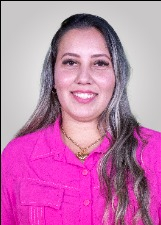 Foto oficial de Carol Menossi