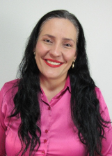 Foto oficial de Mônica Favarim