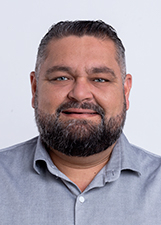 Foto oficial de Luciano Caires