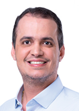 Foto oficial de Israel Guimarães