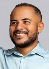 Foto oficial de Hamilton Enfermeiro