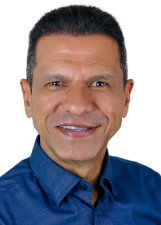 Foto oficial de Adiel Leal