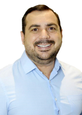 Foto oficial de Helinho Bessa