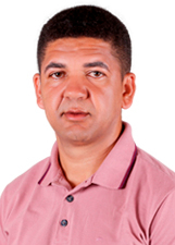 Foto oficial de Izaias de Joãozinho