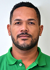 Foto oficial de Carlos Leal