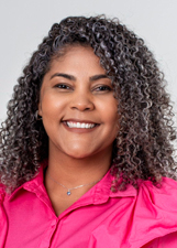 Foto oficial de Luciana Tavares