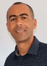 Foto oficial de Marcio Neves