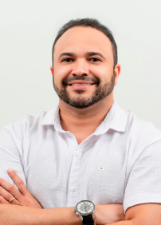 Foto oficial de Dr Marcos Luiz