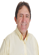 Foto oficial de Adail Jr.