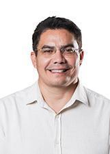 Foto oficial de Gil Carneiro