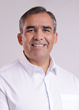 Foto oficial de George Vieira