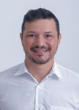 Foto oficial de Frota Neto
