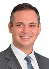 Foto oficial de Rafael Tavares
