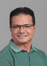 Foto oficial de Roberto Cadeira