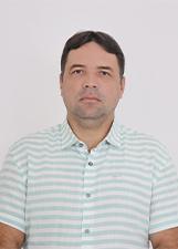 Foto oficial de Hernesto Vasques