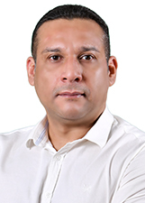 Foto oficial de Vicente Bezerra