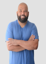 Foto oficial de Léo Pereira