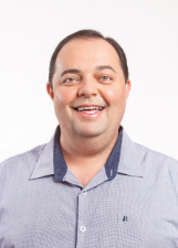Foto oficial de Léo Português