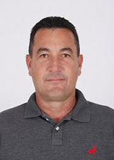 Foto oficial de Leoni Pereira