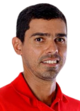 Foto oficial de Efrem Ricardo Basilio