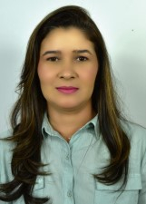 Foto oficial de Juliana da Farmácia