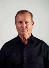 Foto oficial de Divano do Geralcino