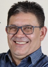 Foto oficial de Valmir Cearense