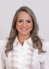 Foto oficial de Laricy Oliveira